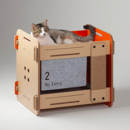Purr & Play Kitty Bunk Bed with Scratch Post